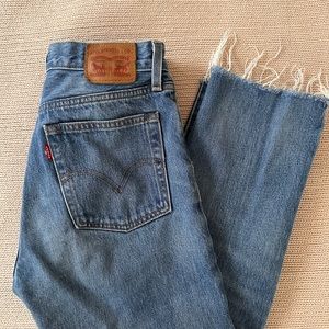 Levi’s wedgie straight jeans